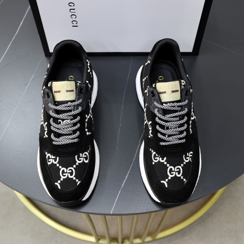 G*u*i casual shoes
